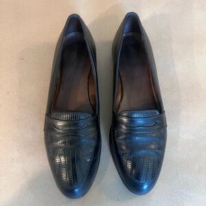 Allen Edmonds Avalon Black Genuine Leather Penny Loafers Women’s Size US 10 B